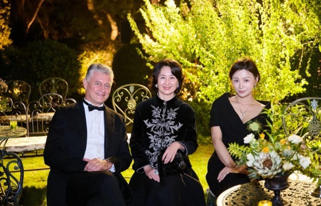 Không chỉ giàu: Bí mật khí chất khiến ‘bà trùm’ họ Hà luôn ở đỉnh cao quyền lực