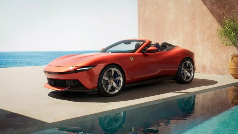 Ferrari Amalfi Spider: Bản mui trần mới của Ferrari, công nghệ cách âm vượt trội đạt chuẩn xe mui cứng