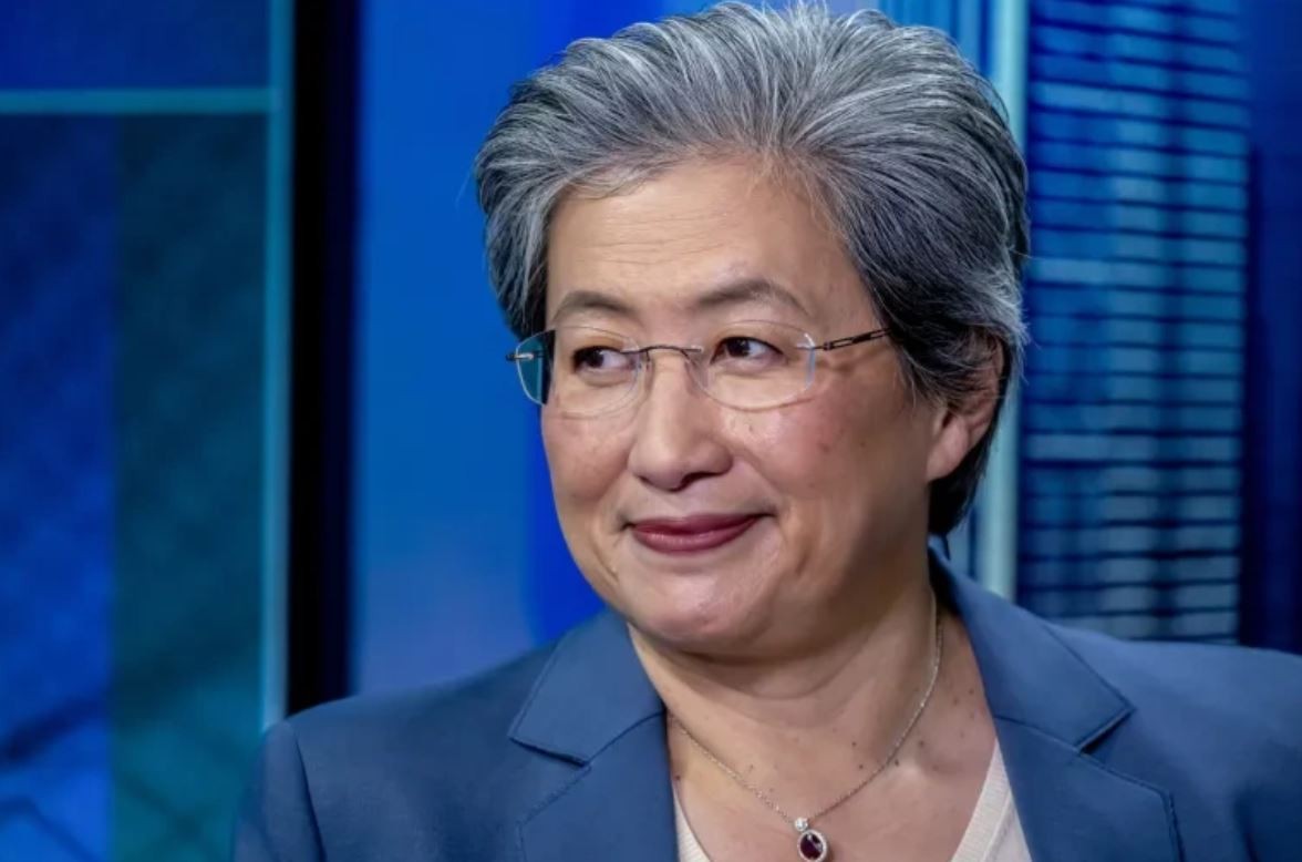 Nữ tỷ phú AMD nổi tiếng với những cuộc họp cuối tuần và email lúc nửa đêm