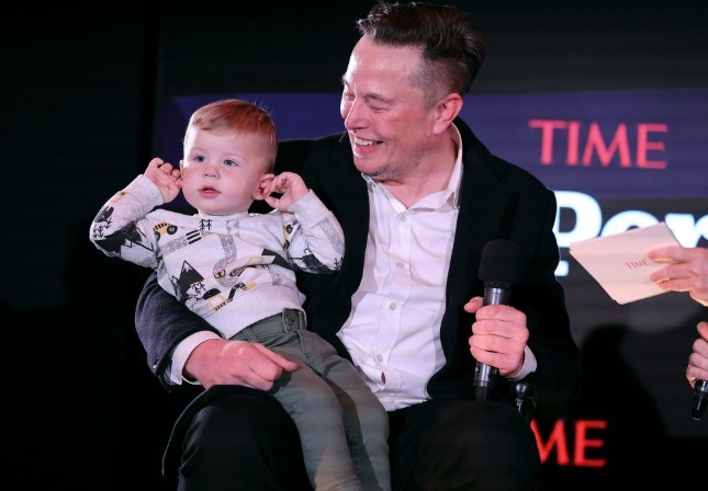 Vì sao người giàu như Elon Musk lại thích sinh nhiều con?