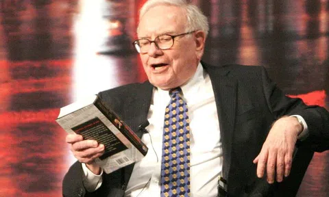 "Thần chứng khoán" Warren Buffett: Sau 30 tuổi hãy làm 3 VIỆC để sống đời ngoại hạng!