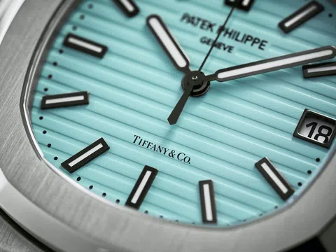 Đấu giá chiếc Patek Philippe 5711 xanh mint "Tiffany & Co.", thu về 6,5 triệu USD làm từ thiện