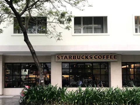 Starbucks Việt Nam lần đầu lên tiếng đóng cửa hàng Rex: vị trí rất đẹp nhưng vừa mở ra là gặp phải việc đào đường 2 năm trời