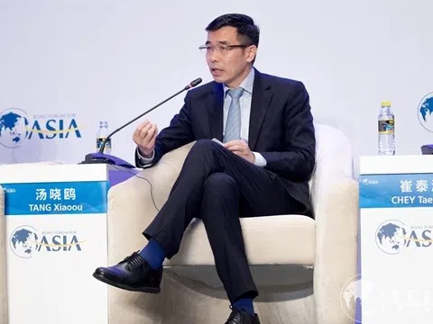 Giáo sư Trung Quốc thành tỉ phú nhờ lập hãng công nghệ và IPO thành công