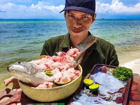 Về hưu sớm, thạc sĩ Việt 30 tuổi bỏ châu Âu về sống hoang dã ở Phú Quốc, sáng đầu tư, chiều đi lặn biển, "săn cá" làm sashimi