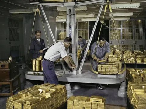 Mỹ mở cửa du khách tham quan kho vàng hơn 6000 tấn lớn nhất thế giới, cấm chụp ảnh và ghi chép