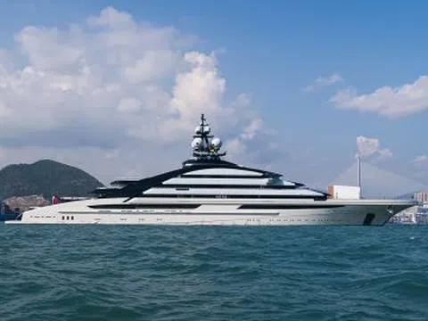 Siêu du thuyền 500 triệu USD của một trong những tỷ phú giàu nhất nước Nga được phát hiện thả neo trên vùng biển Hồng Kông