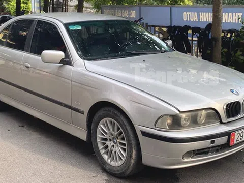 BMW 525i đời cổ biển tứ quý 5 tại Hà Nội
