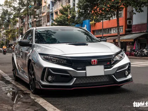 Honda Civic Type R độc nhất Việt Nam của ông Đặng Lê Nguyên Vũ, giá khoảng 4 tỉ đồng