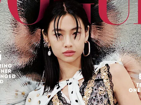 Ngôi sao Hàn Quốc Squid game Hoyeon Jung là người đầu tiên xuất hiện độc lập trên bìa tạp chí Vogue Mỹ