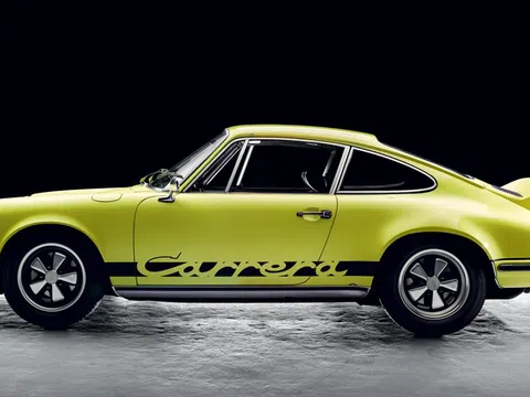 “The Porsche 911 Book” và câu chuyện về chiếc xe thể thao thành công nhất trong lịch sử