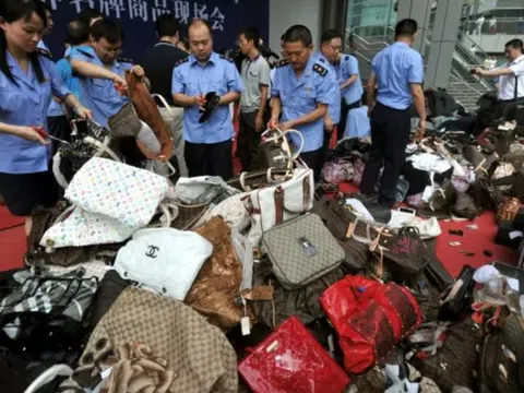 Louis Vuitton bác bỏ cáo buộc bán hàng giả ở Trung Quốc sau phán quyết yêu cầu bồi thường của toà án