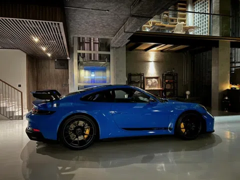 Porsche 911 GT3 của doanh nhân Nguyễn Quốc Cường chính thức ra biển số?