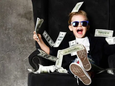 Giới siêu giàu dạy con cách để giàu có 3 đời: Tiền không phải là tất cả, có những thứ quan trọng hơn cả tiền, bố mẹ nào cũng nên biết